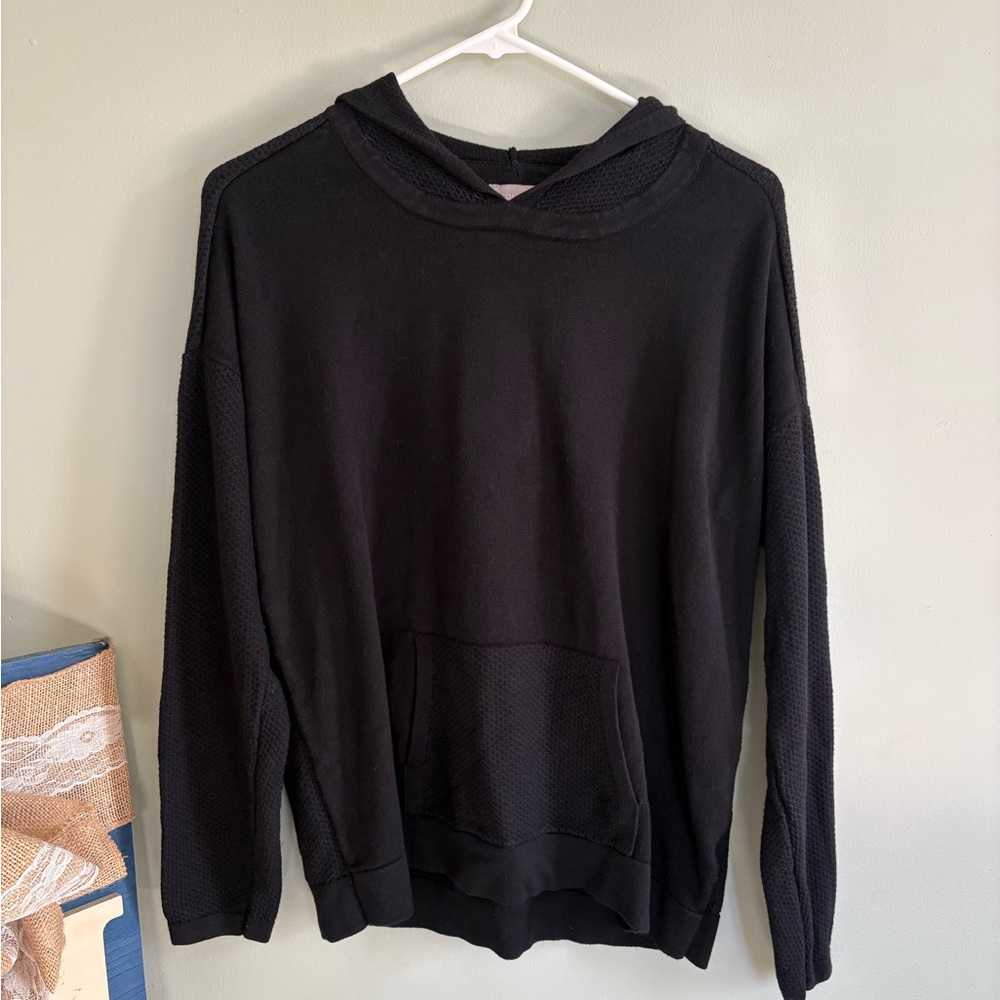 Evolution by Cyrus Black Hooded Sweatshirt Size Medium